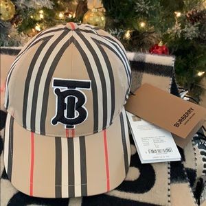 Burberry SnapBack